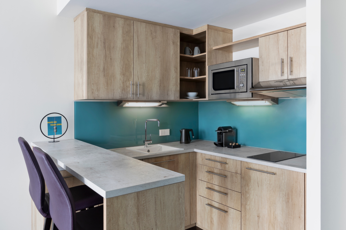 Zimmer mit Kitchenette im Stellaris Apartment Hotel